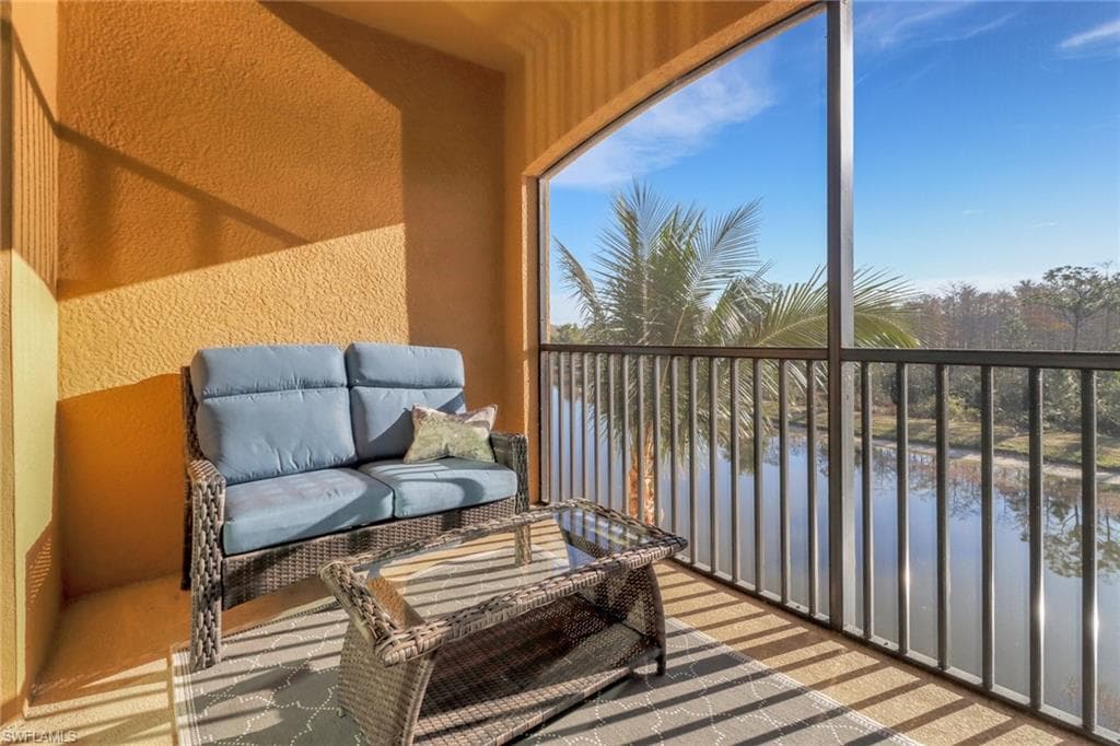 9590 Trevi Ct 5334, Naples, FL 34113-22