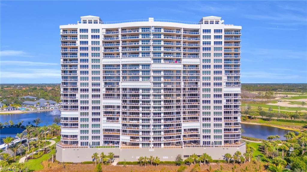 13915 Old Coast Rd 402, Naples, FL 34110-29