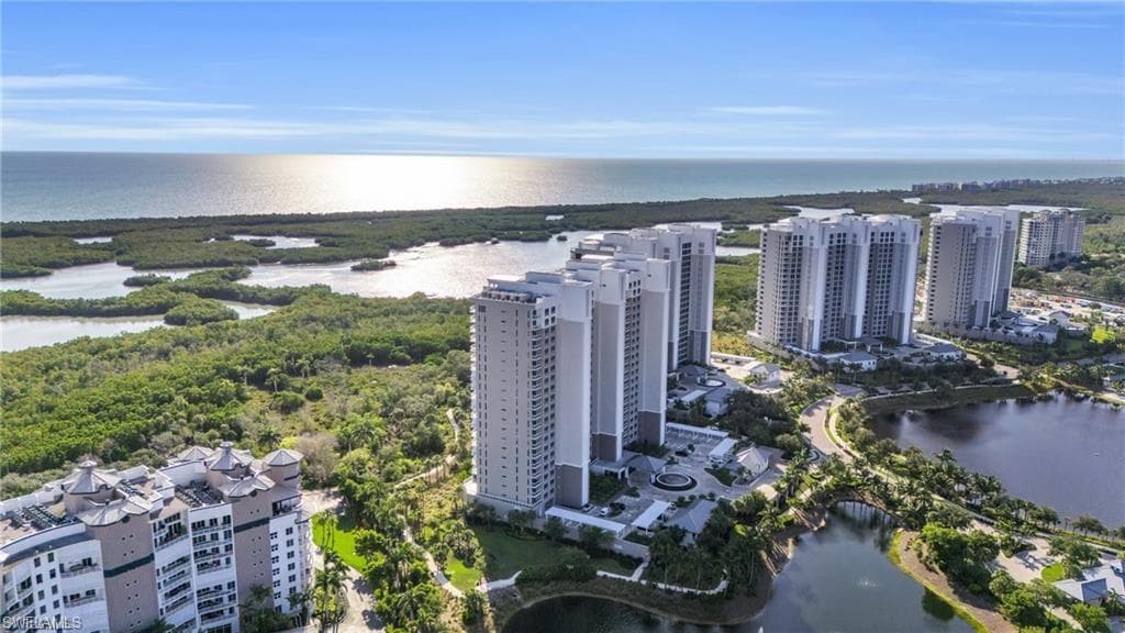 13915 Old Coast Rd 402, Naples, FL 34110-34