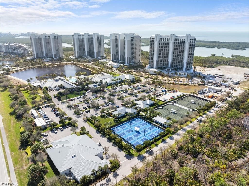 13915 Old Coast Rd 402, Naples, FL 34110-35