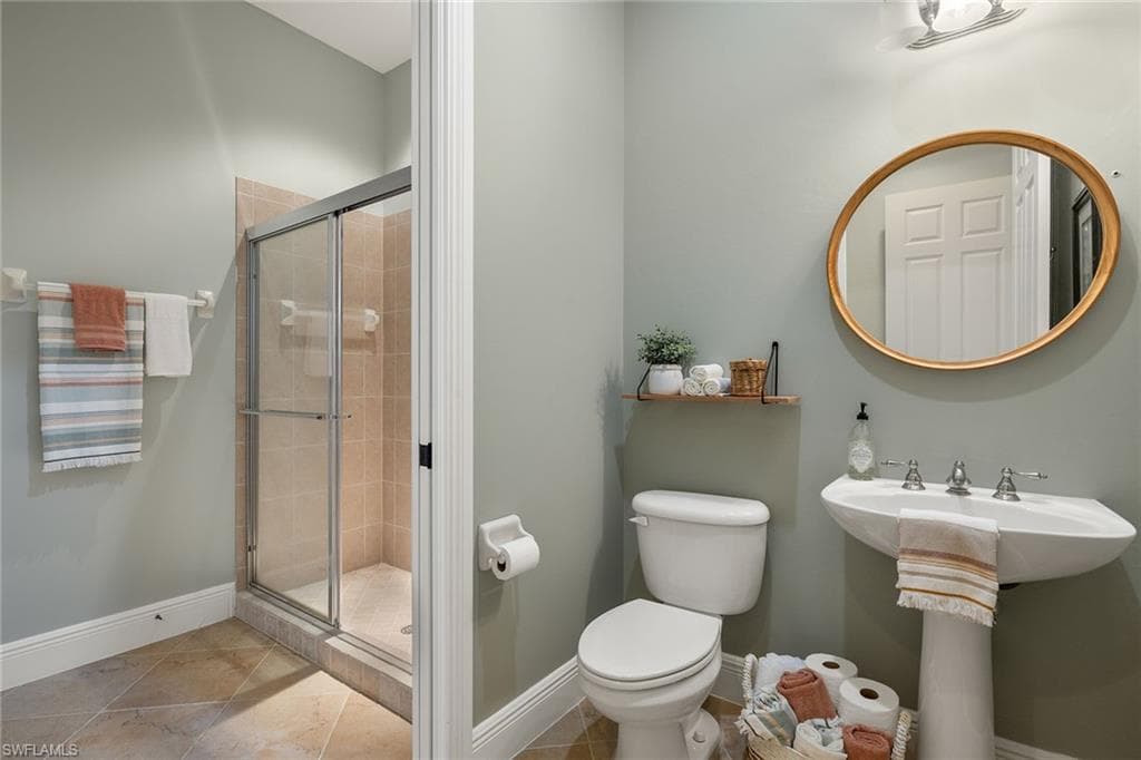 9074 Cascada Way 202, Naples, FL 34114-27