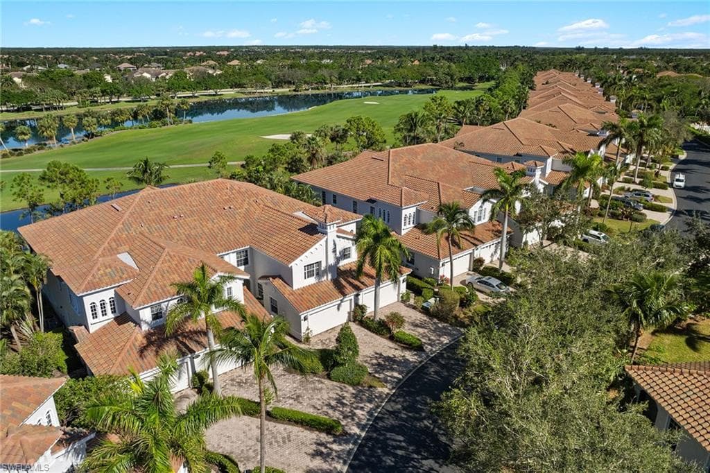 9074 Cascada Way 202, Naples, FL 34114-31