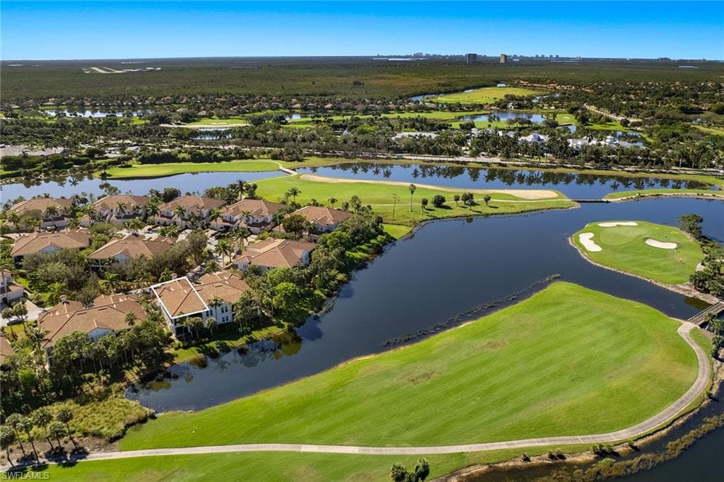9074 Cascada Way 202, Naples, FL 34114-36