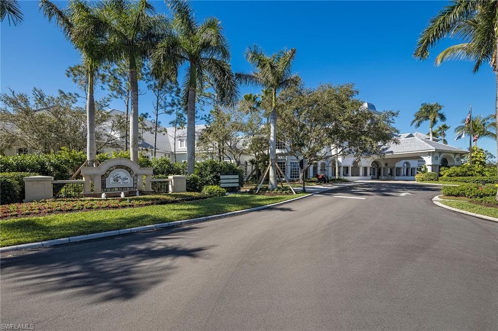 9074 Cascada Way 202, Naples, FL 34114-42