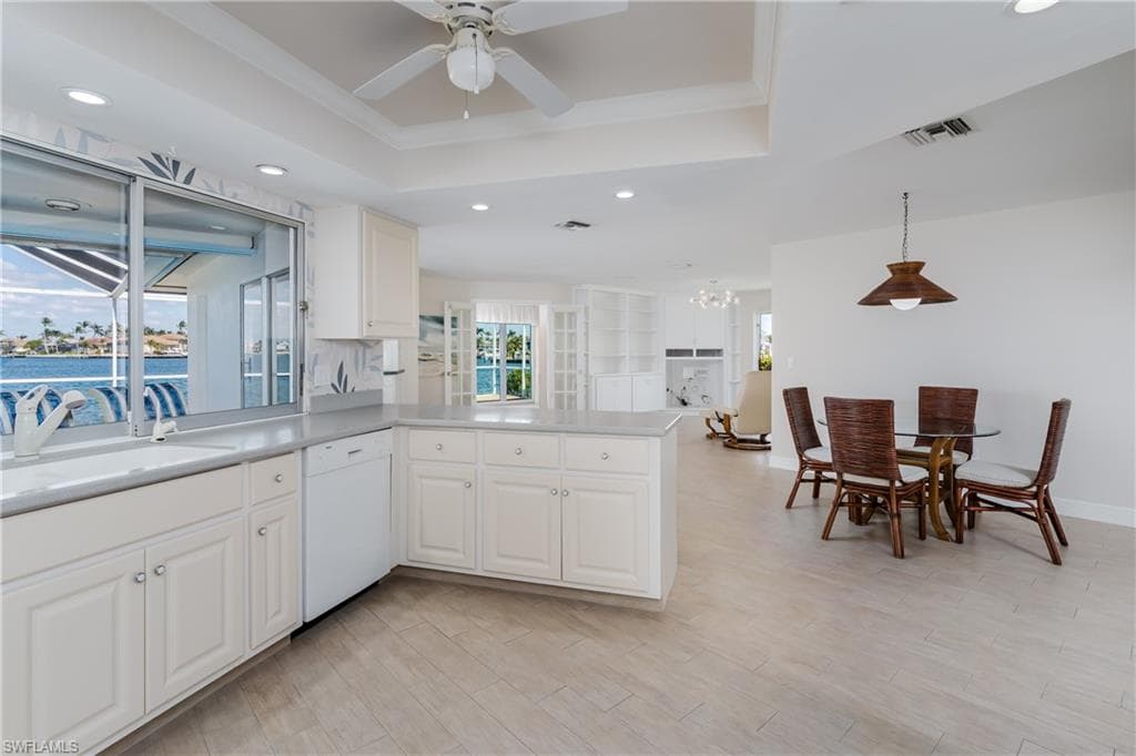 1064 Fieldstone Dr, Marco Island, FL 34145-18
