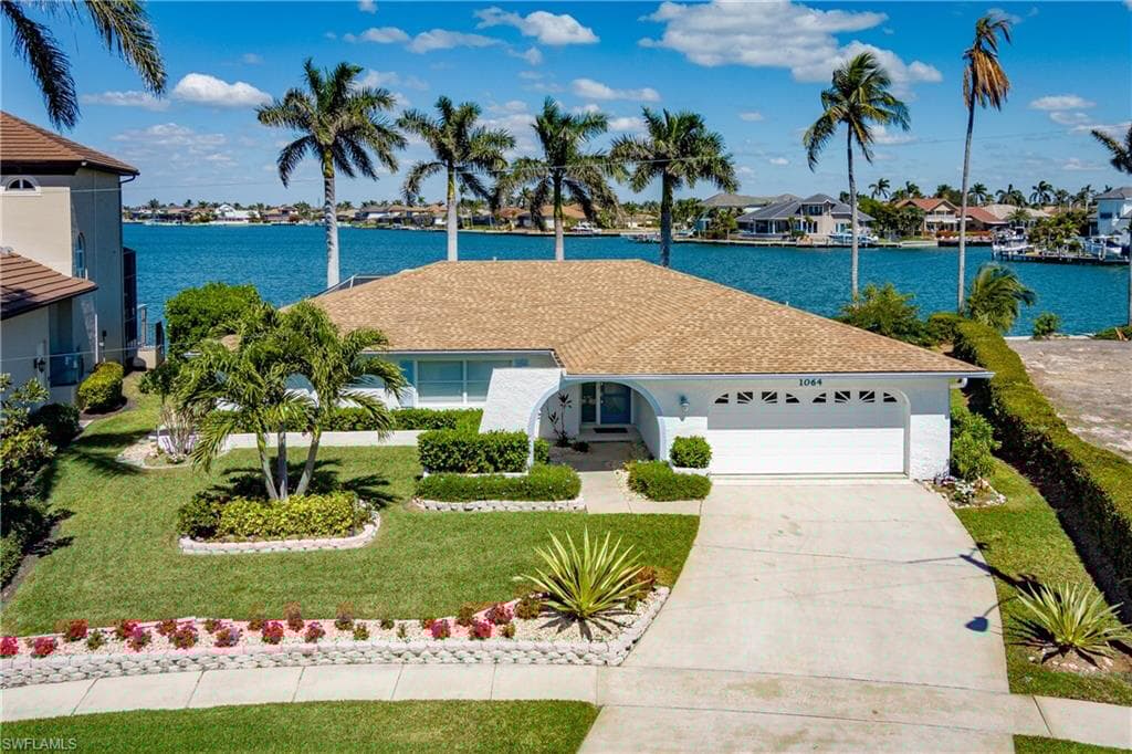 1064 Fieldstone Dr, Marco Island, FL 34145-1