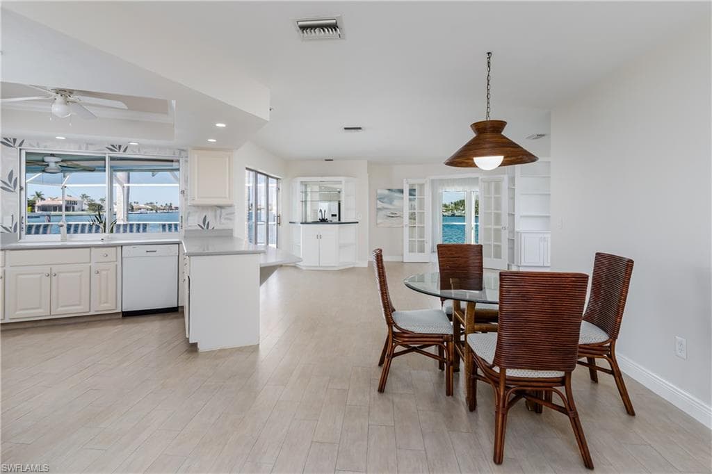1064 Fieldstone Dr, Marco Island, FL 34145-20