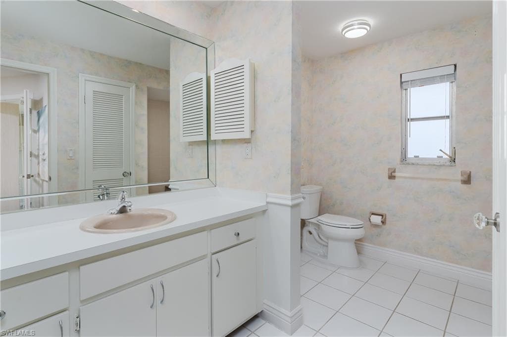 1064 Fieldstone Dr, Marco Island, FL 34145-30