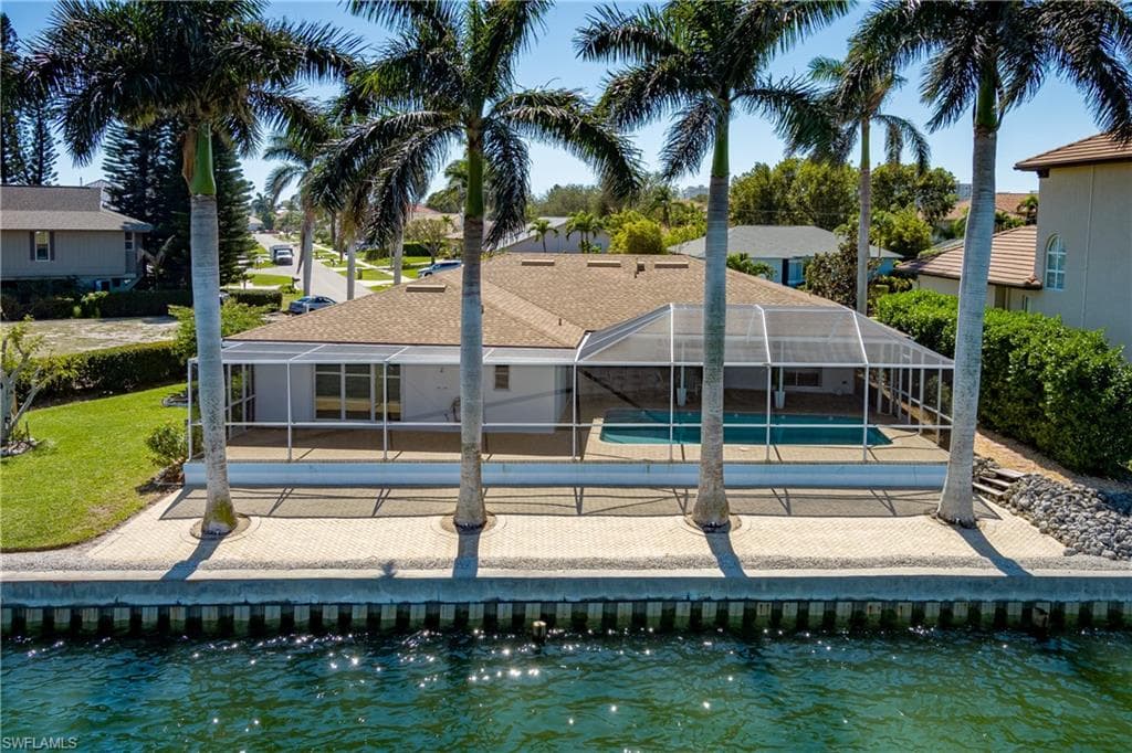 1064 Fieldstone Dr, Marco Island, FL 34145-3