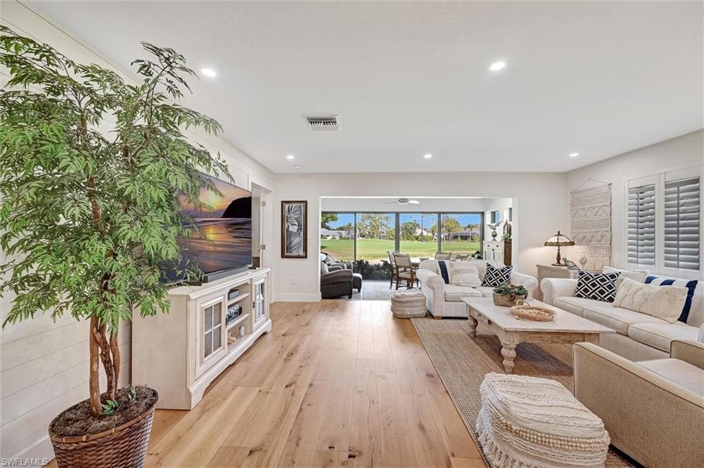 535 Augusta Blvd 4, Naples, FL 34113-11