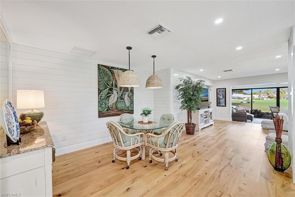 535 Augusta Blvd 4, Naples, FL 34113-15