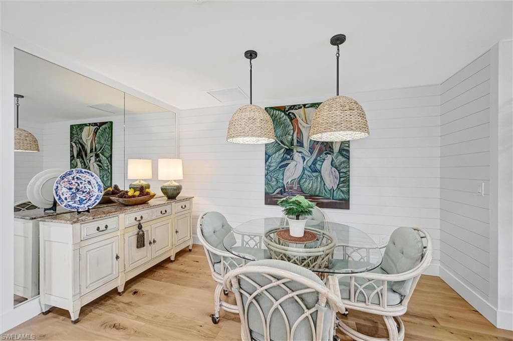 535 Augusta Blvd 4, Naples, FL 34113-19