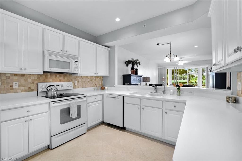 9113 Michael Cir 7, Naples, FL 34113-10