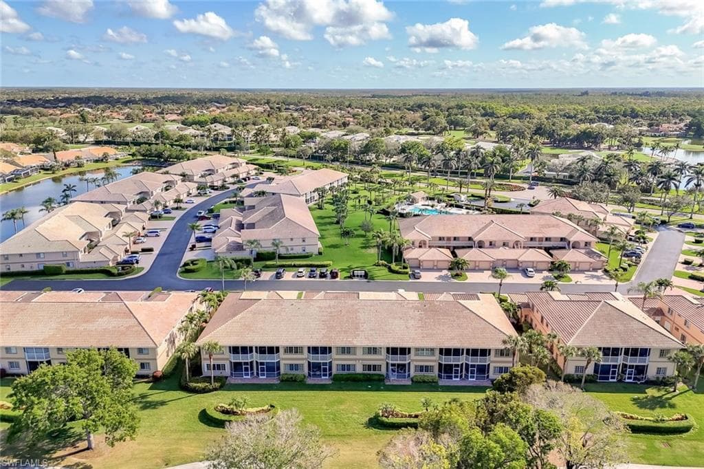 9113 Michael Cir 7, Naples, FL 34113-29