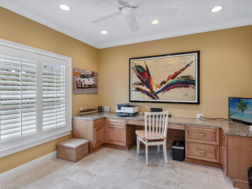 762 Lynnmore Ln E, Naples, FL 34108-22