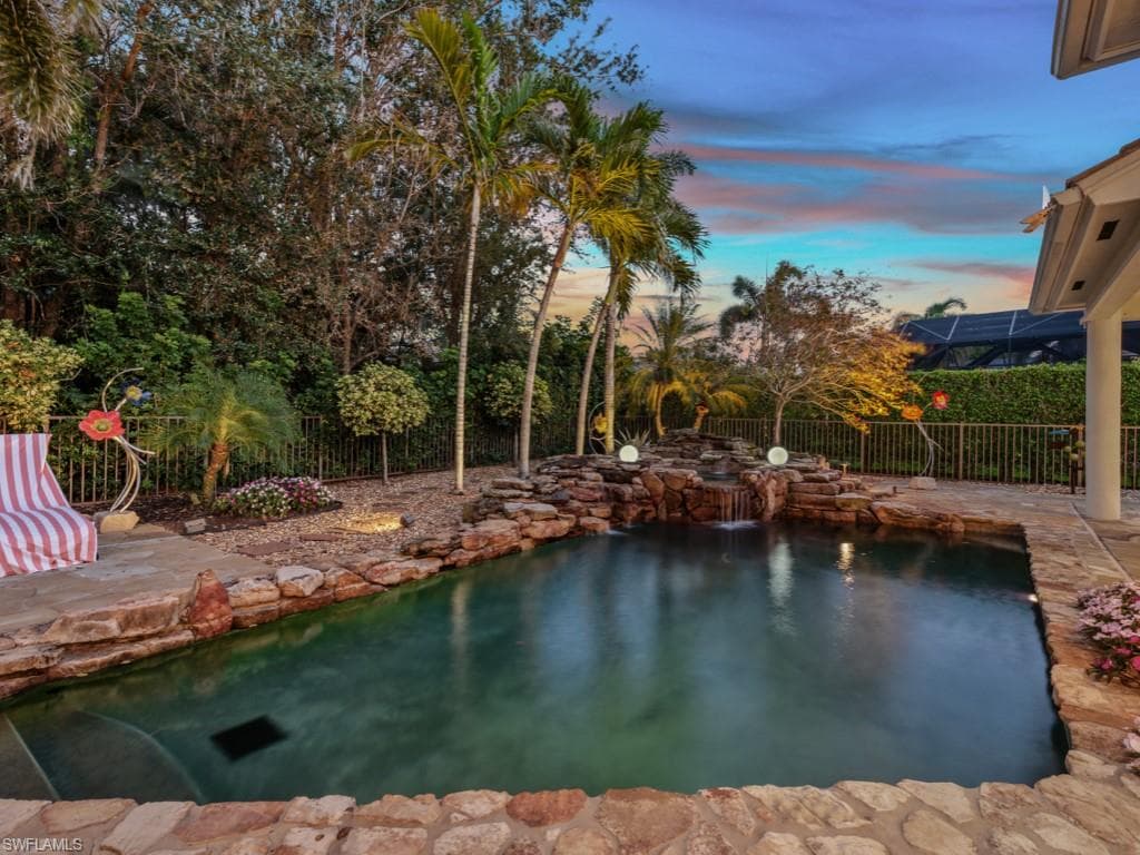 762 Lynnmore Ln E, Naples, FL 34108-27