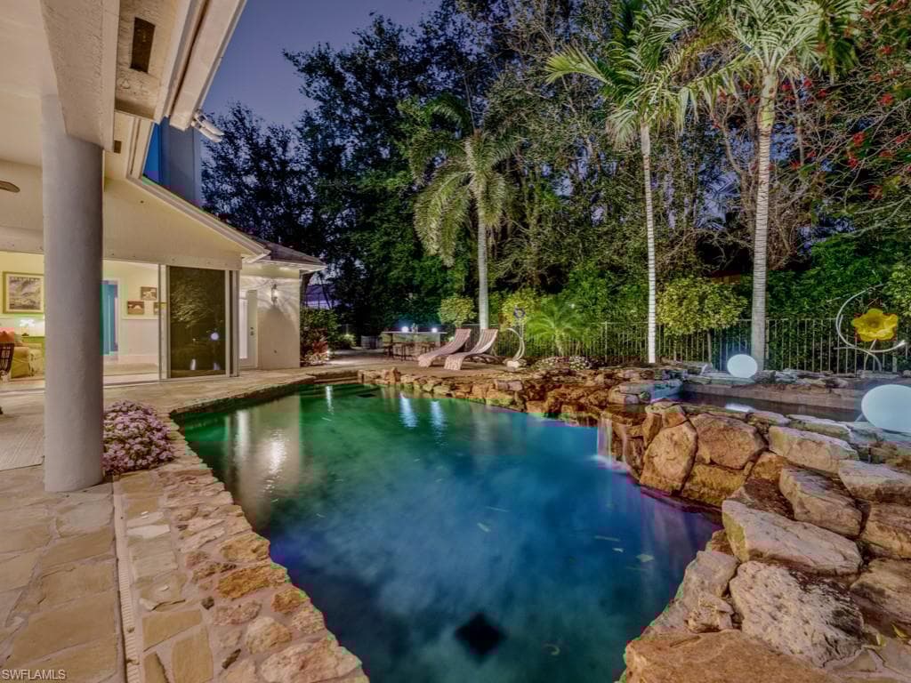 762 Lynnmore Ln E, Naples, FL 34108-28