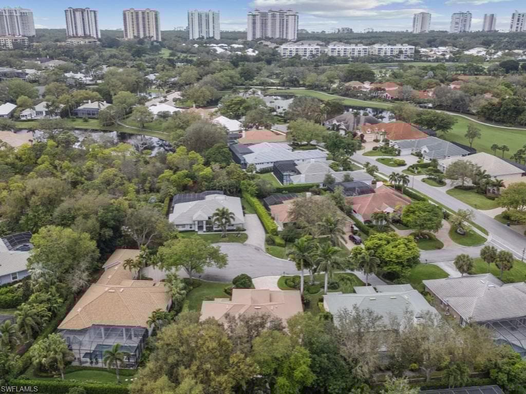762 Lynnmore Ln E, Naples, FL 34108-43