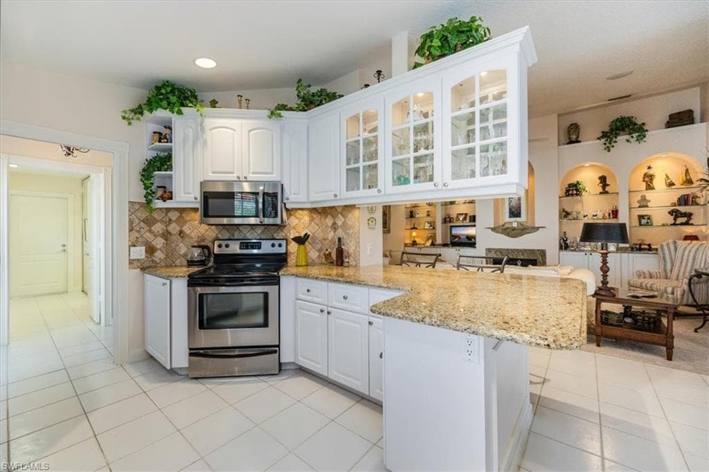 3142 Andorra Ct, Naples, FL 34109-12