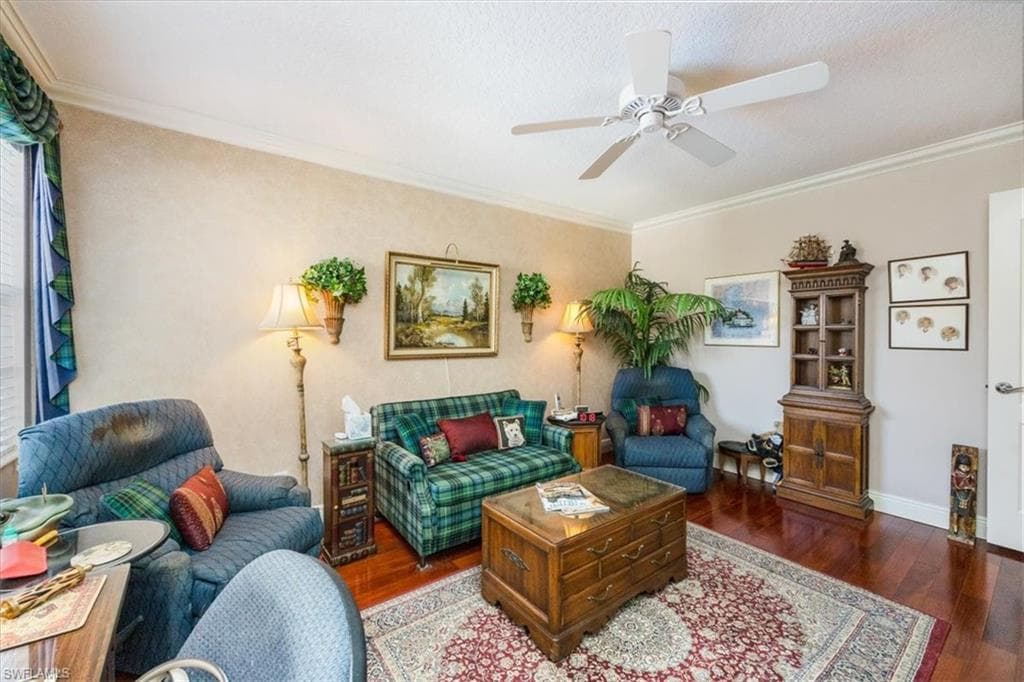 3142 Andorra Ct, Naples, FL 34109-19