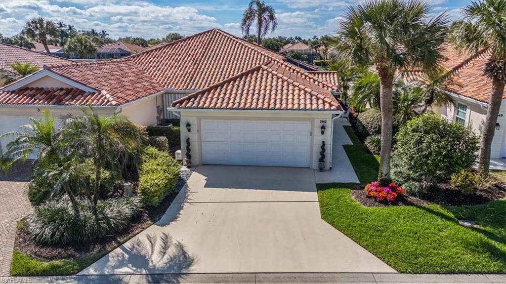 3142 Andorra Ct, Naples, FL 34109-27