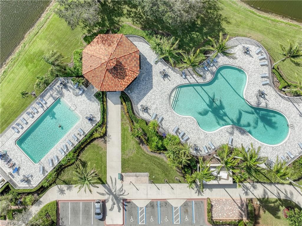 3142 Andorra Ct, Naples, FL 34109-30