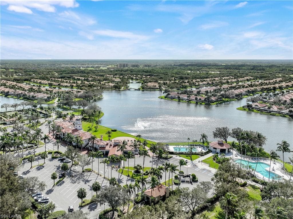 3142 Andorra Ct, Naples, FL 34109-31