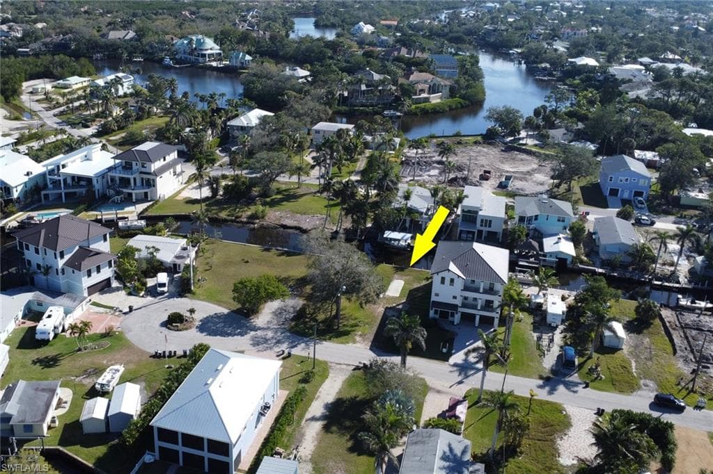 27566 Tarpon Way, Bonita Springs, FL 34134-4
