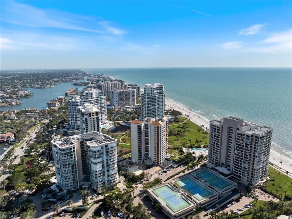 4251 Gulf Shore Blvd N 5b, Naples, FL 34103-46