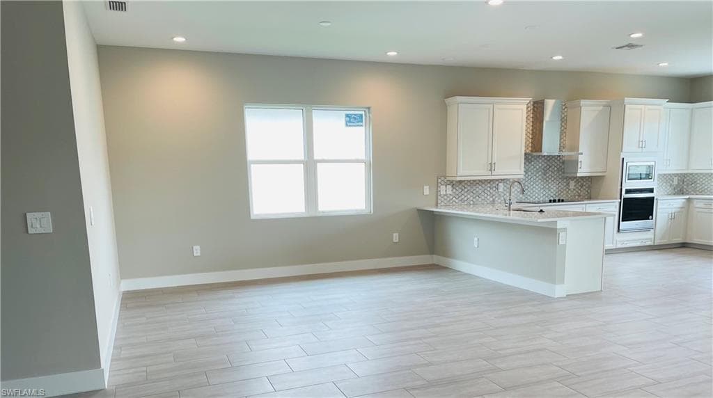 3608 Sapphire Cove Cir, Naples, FL 34114-4