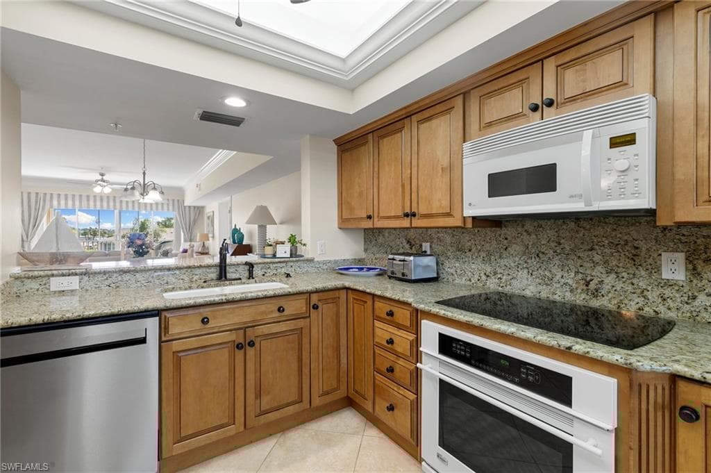 907 Panama Ct 303, Marco Island, FL 34145-9