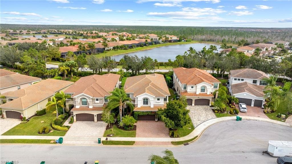 3082 Hudson Ter, Naples, FL 34119-4