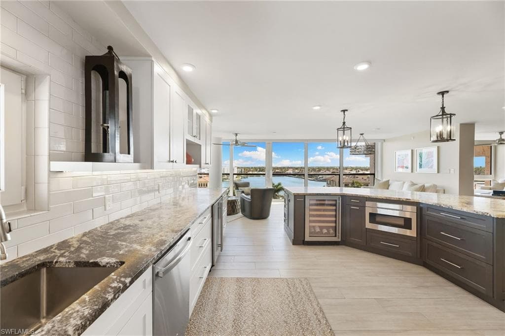 4031 Gulf Shore Blvd N 7d, Naples, FL 34103-16