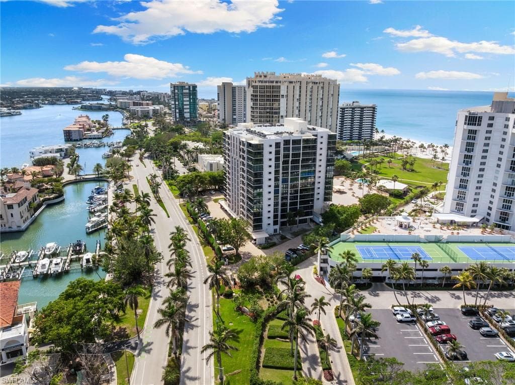 4031 Gulf Shore Blvd N 7d, Naples, FL 34103-45