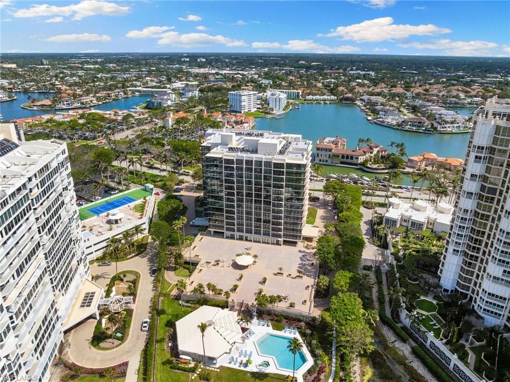 4031 Gulf Shore Blvd N 7d, Naples, FL 34103-47