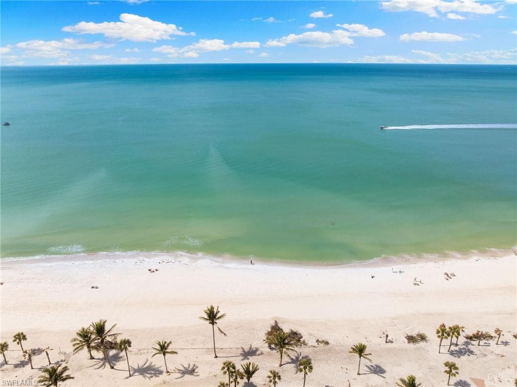 4031 Gulf Shore Blvd N 7d, Naples, FL 34103-48