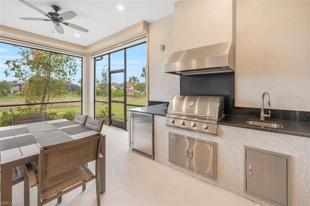 8448 Rosa Ct, Naples, FL 34114-27