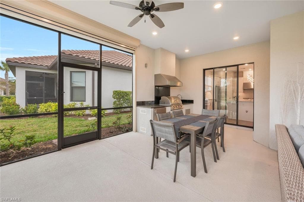 8448 Rosa Ct, Naples, FL 34114-30