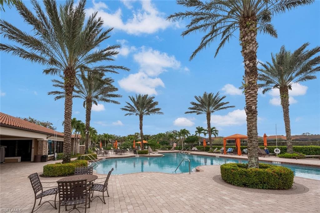 8448 Rosa Ct, Naples, FL 34114-41
