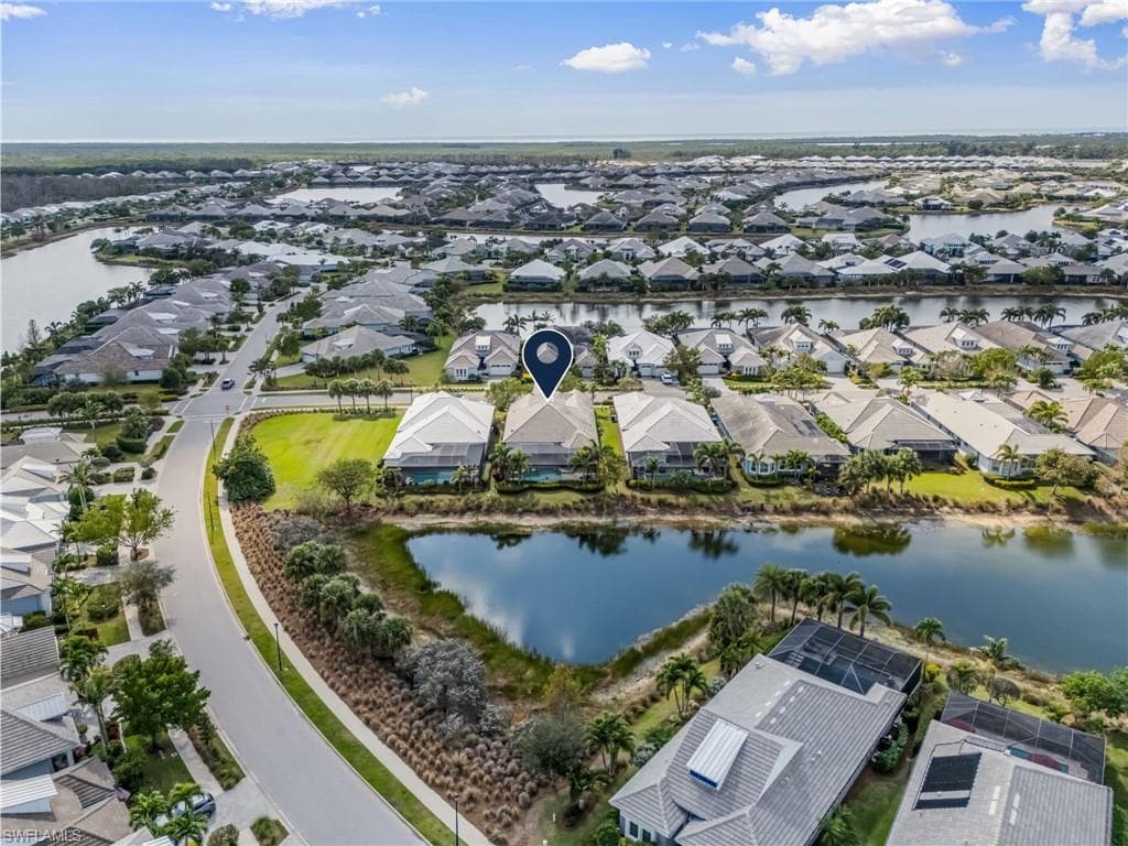 6424 Pembroke Way, Naples, FL 34113-28