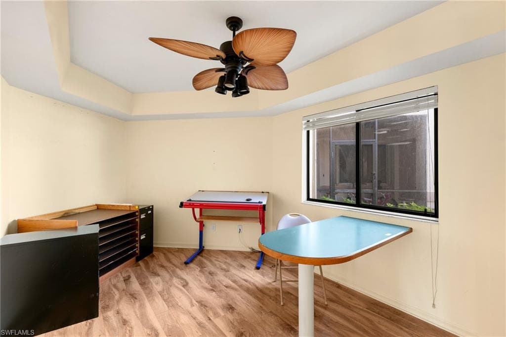 110 Bennington Dr 2, Naples, FL 34104-22