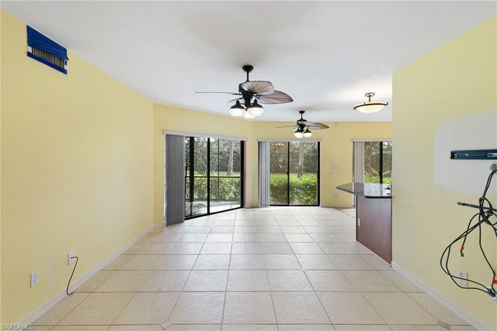 110 Bennington Dr 2, Naples, FL 34104-6