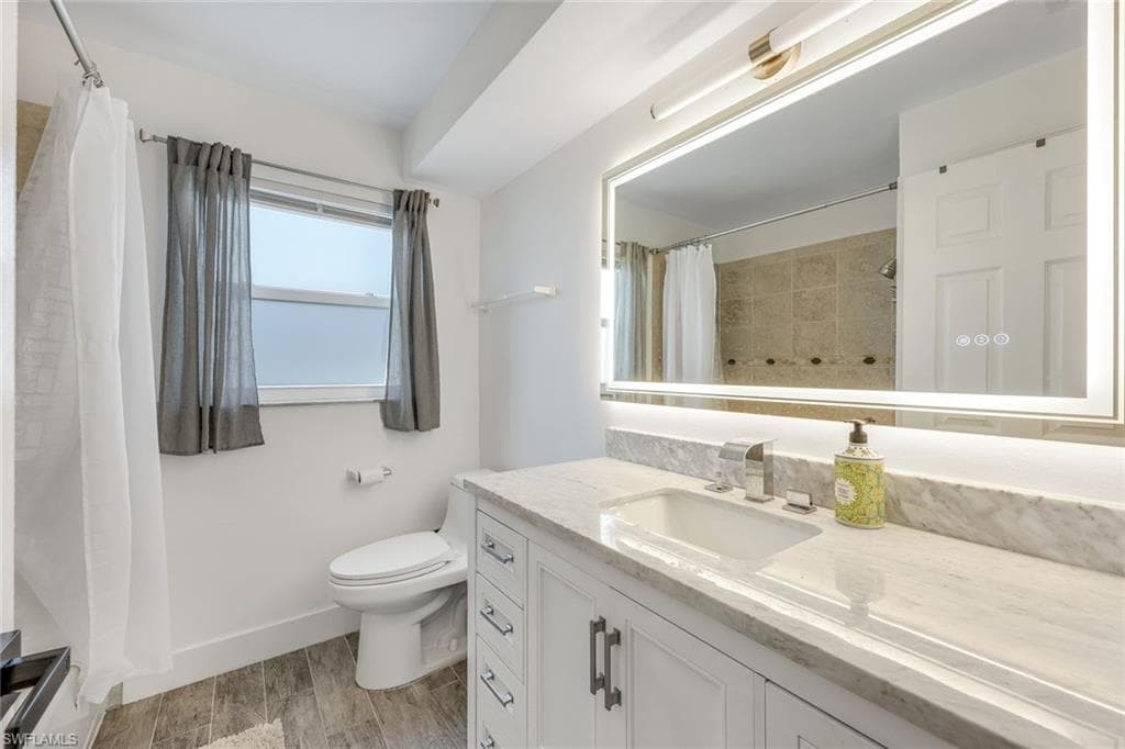3114 18th Ave, Cape Coral, FL 33904-12