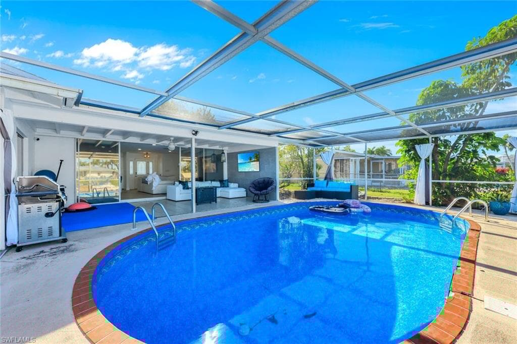 3114 18th Ave, Cape Coral, FL 33904-23