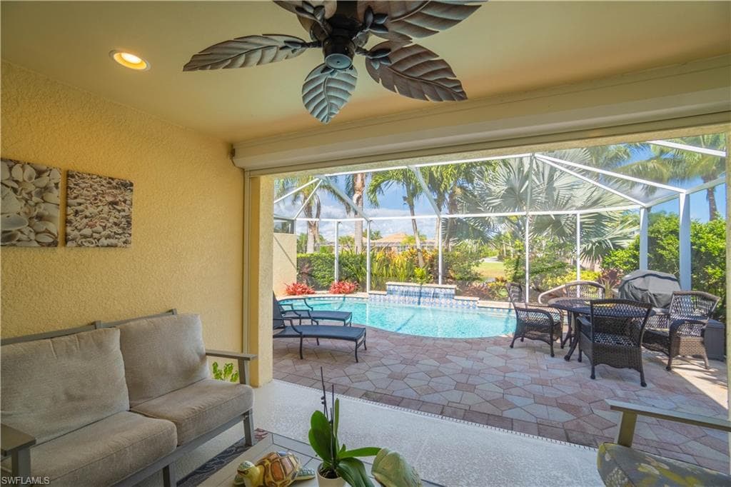 8696 Genova Ct, Naples, FL 34114-19