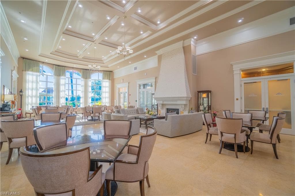 8696 Genova Ct, Naples, FL 34114-38