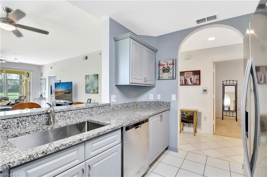 6816 Sterling Greens Pl 1101, Naples, FL 34104-11
