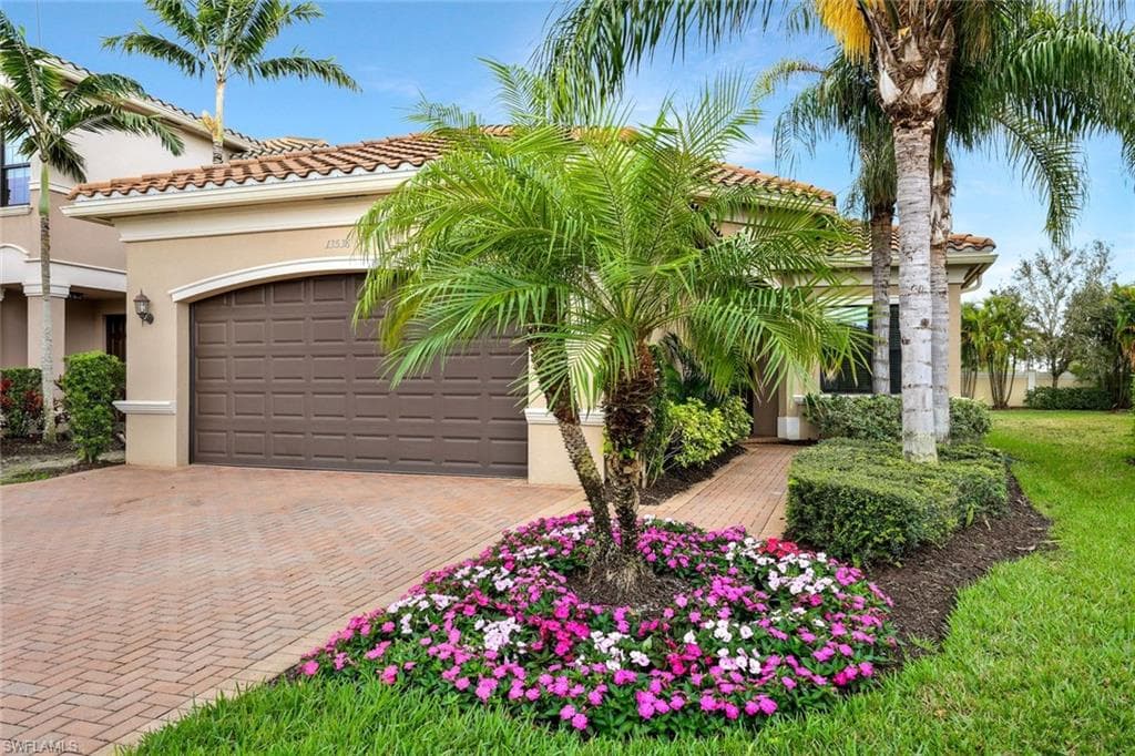 13536 Mandarin Cir, Naples, FL 34109-30