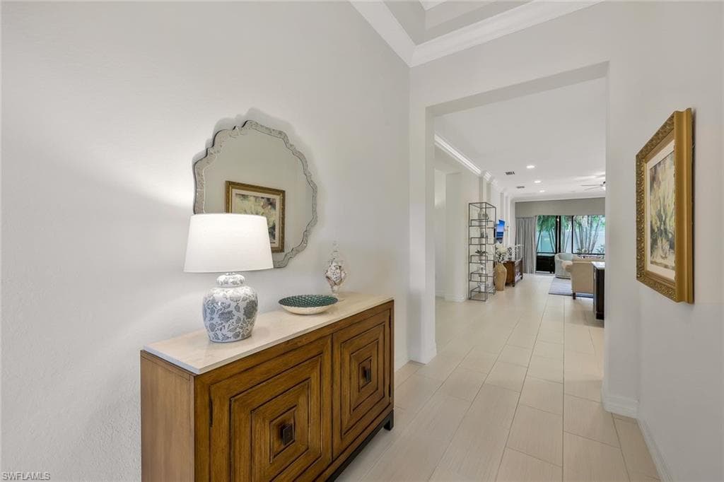 13536 Mandarin Cir, Naples, FL 34109-2