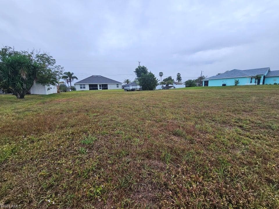 2129 19th Pl, Cape Coral, FL 33909-1